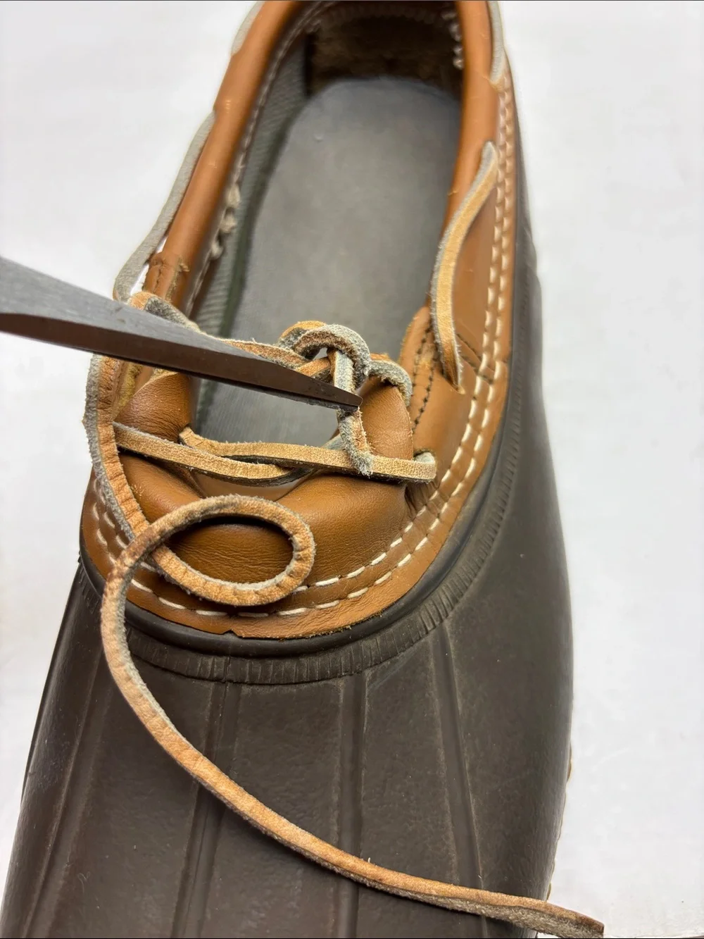 L.L. Bean duck shoes waterproof for men’s SZ 10 M, box 64